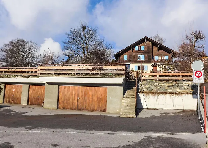 Sergnoud By Interhome Lens